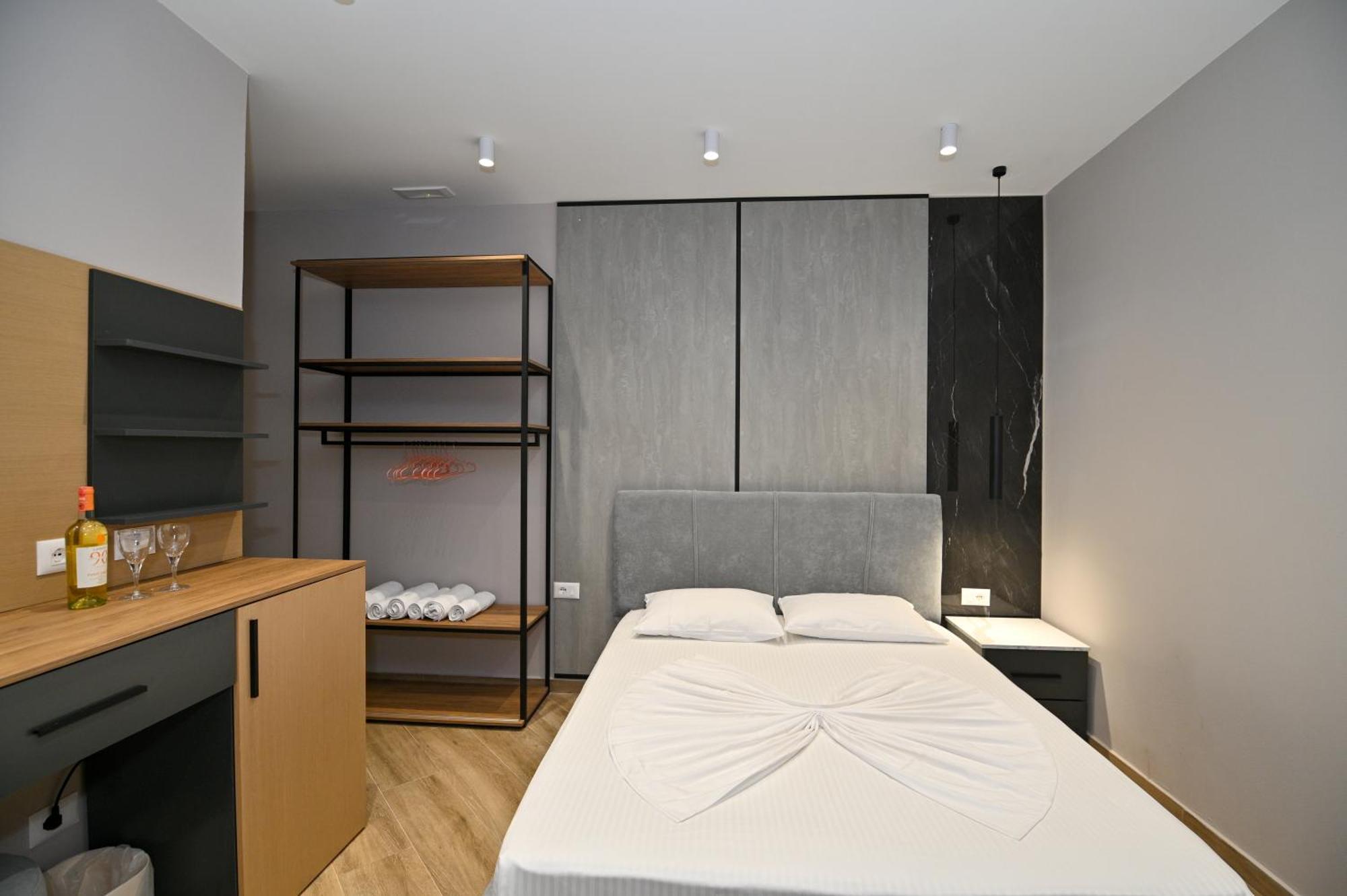 Monduro Hotel Durrës Quarto foto