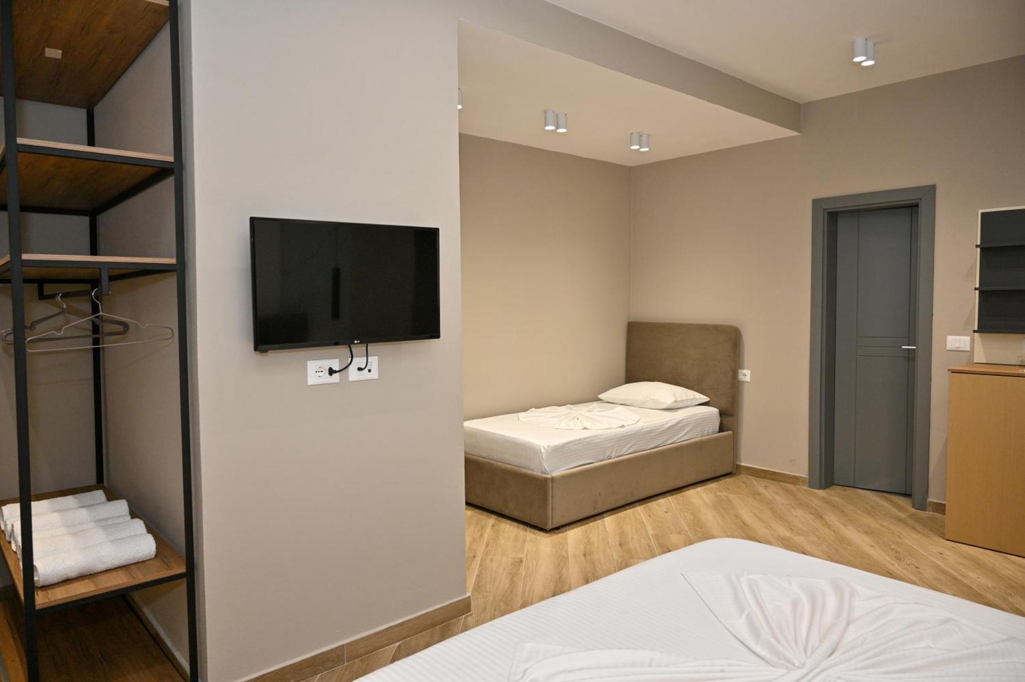 Monduro Hotel Durrës Quarto foto