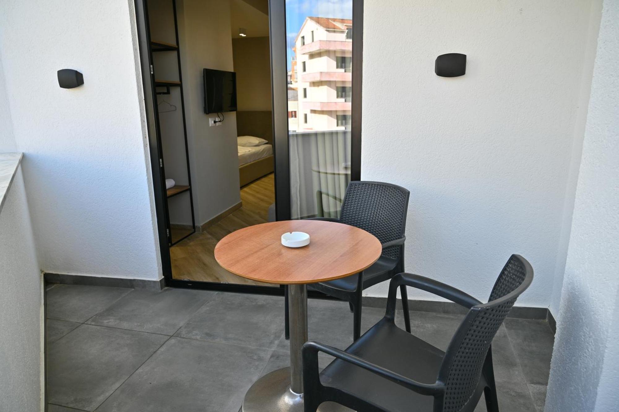 Monduro Hotel Durrës Quarto foto