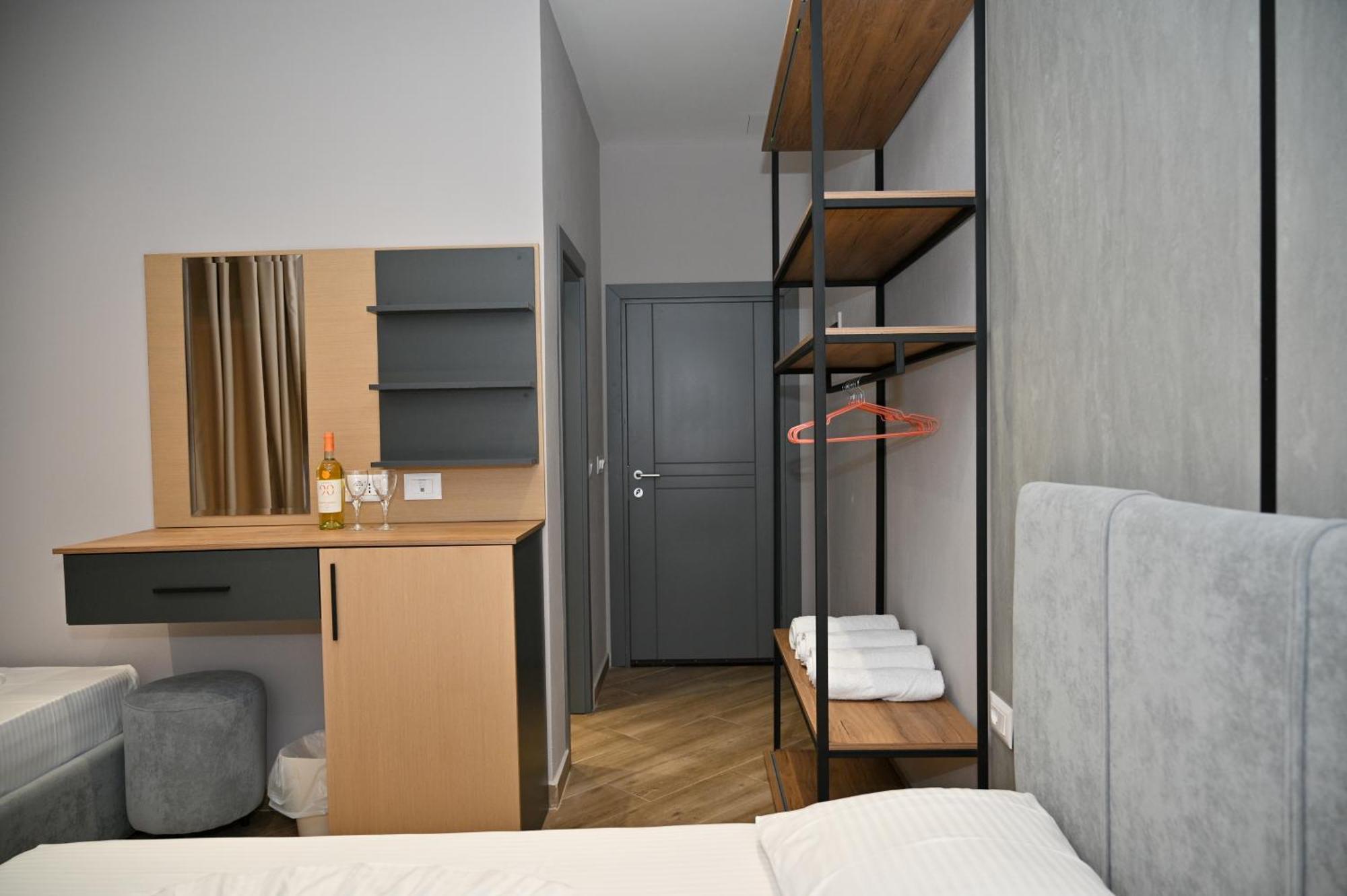 Monduro Hotel Durrës Quarto foto