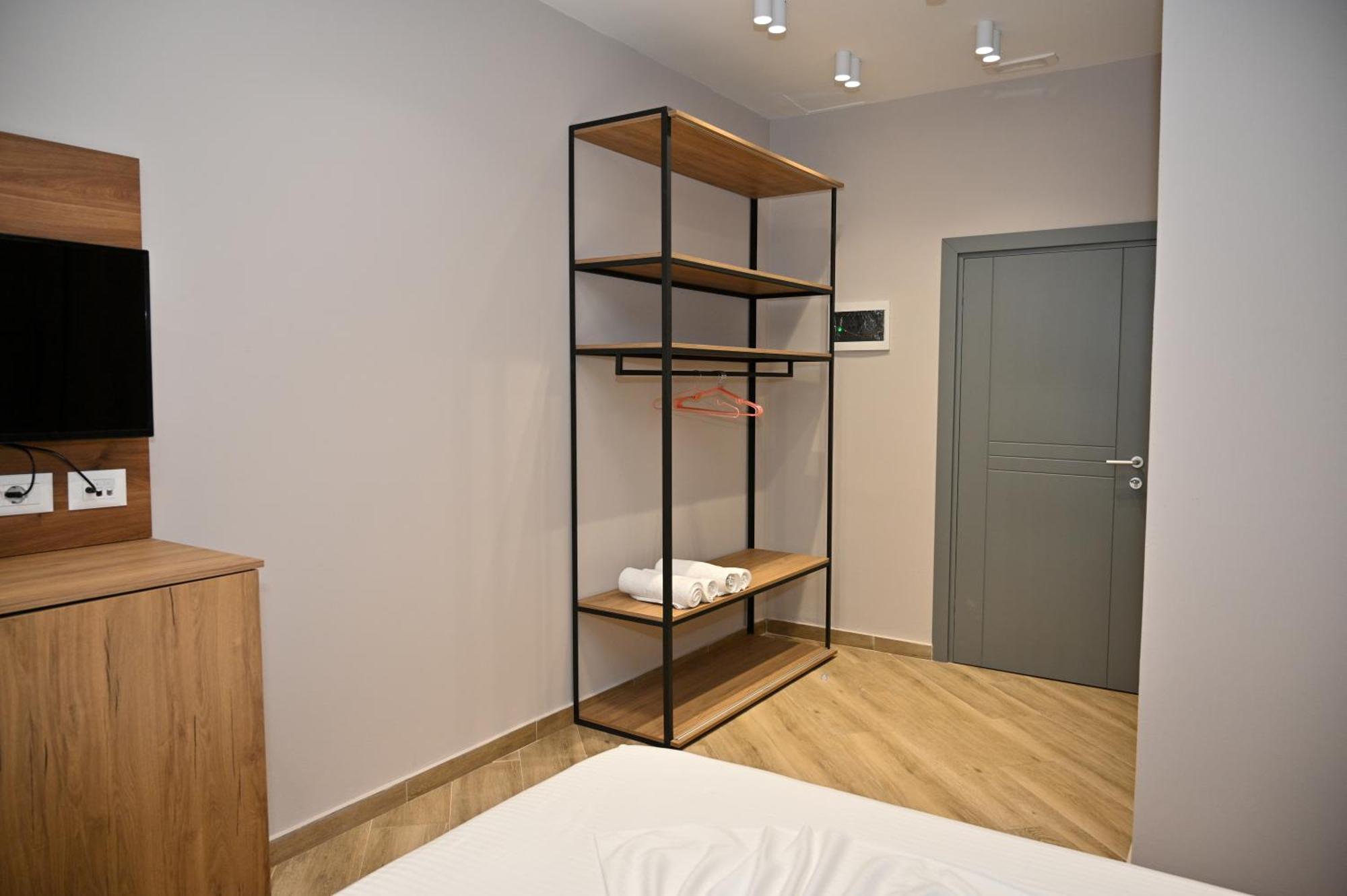 Monduro Hotel Durrës Quarto foto