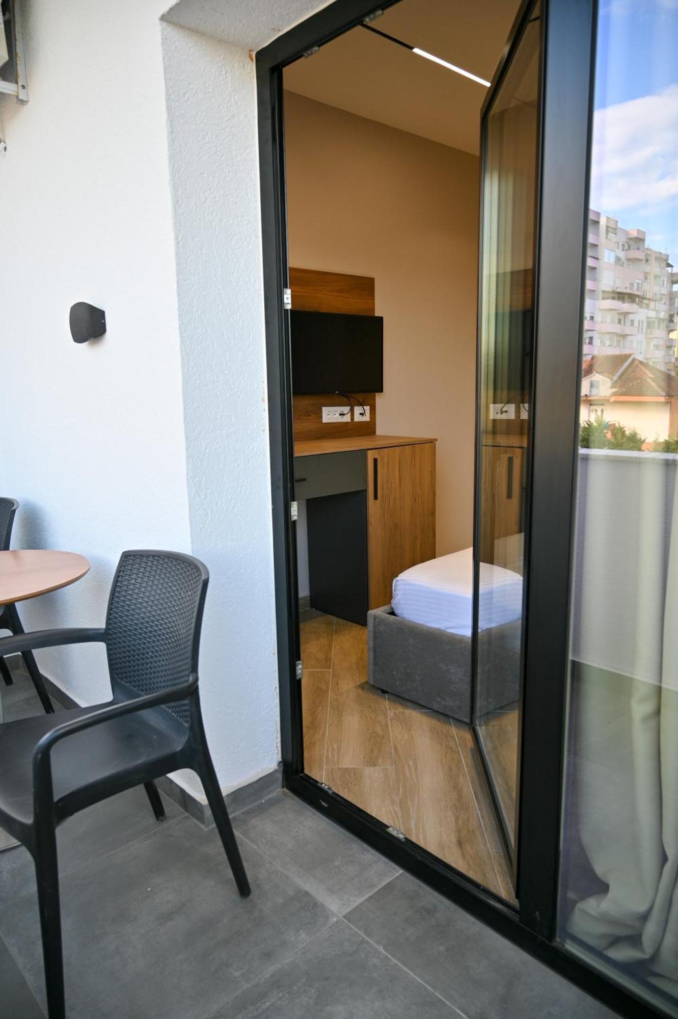 Monduro Hotel Durrës Quarto foto